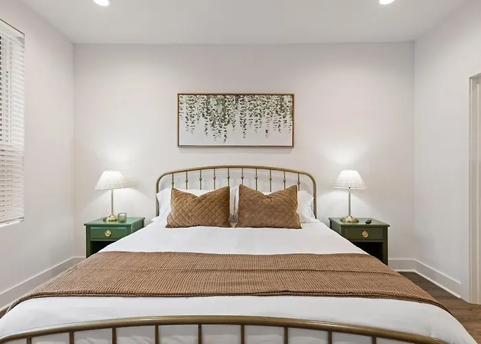 Acadian House King Bed Garage Arcade 85 Tv Villa *